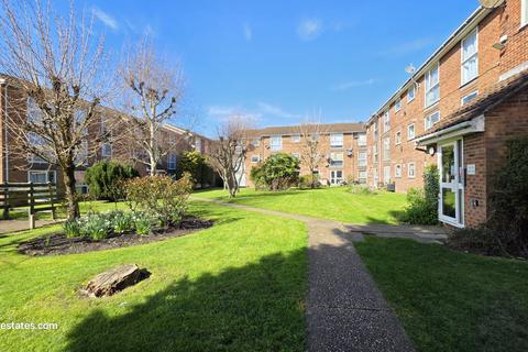 Shurland Avenue, East Barnet EN4