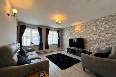 1 bedroom maisonette for sale, Juniper Way, Romford