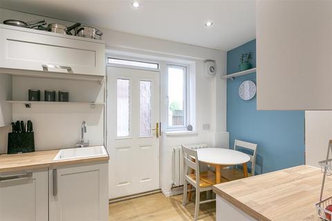 2 bedroom flat for sale, Church Lane, Gosforth, Newcastle upon Tyne