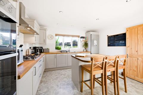 4 bedroom detached house for sale, Aldrich Drive, Willen, MK15