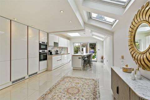 4 bedroom end of terrace house for sale, Chilton Road, Kew, Surrey, TW9