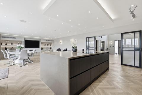 undefined, Hillcrest Road, Loughton