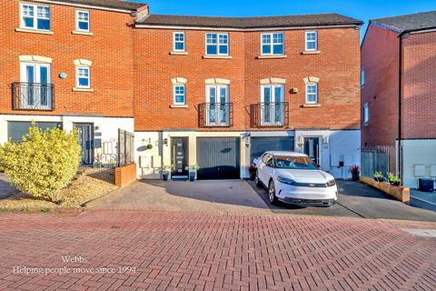4 bedroom townhouse for sale, Pheasant Way, Cannock WS11