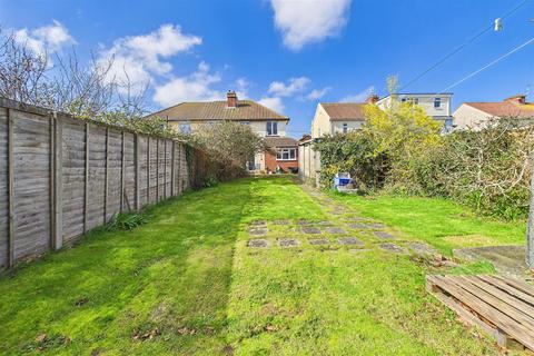 undefined, Short walk to shops and Schools in Clevedon