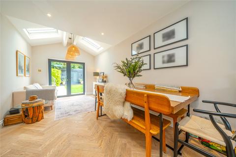 undefined, Hatch Close, Surrey KT15