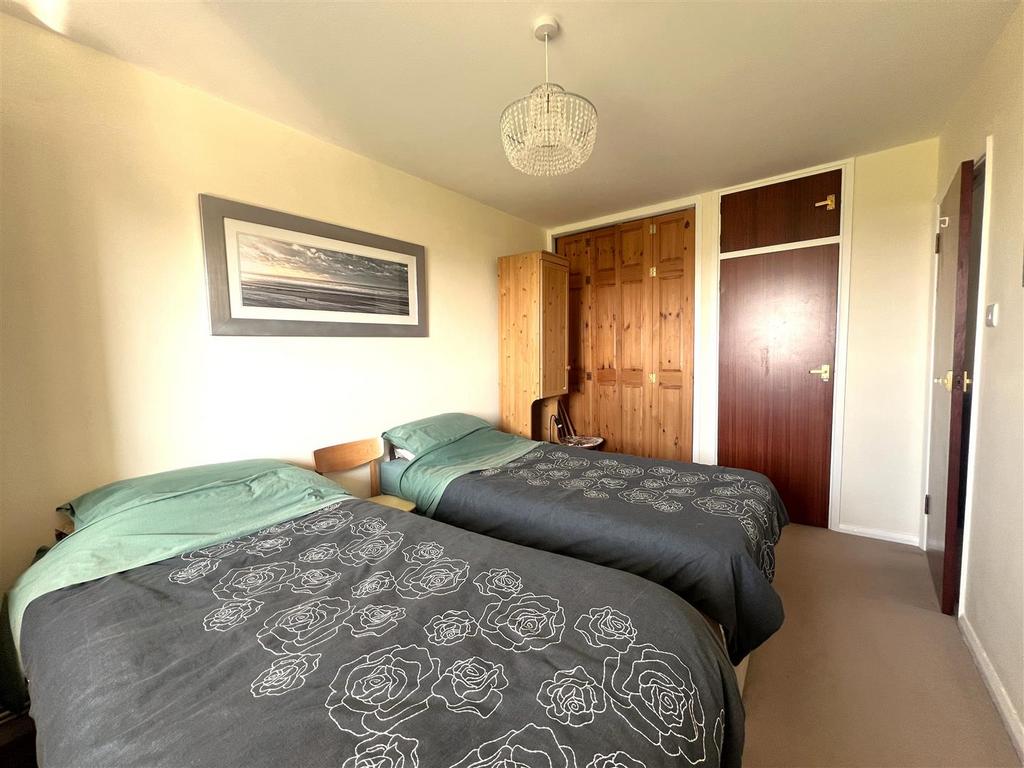 Bed 2.JPG