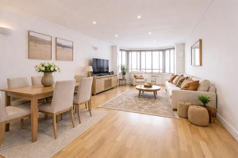 3 bedroom apartment to rent, Hereford Road, Notting Hill, W2