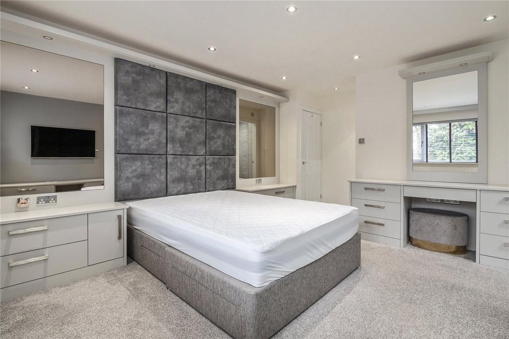 Principal Bedroom