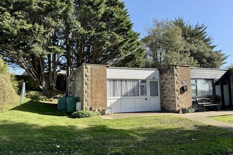 undefined, Gurnard Pines, Cowes