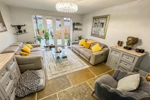 undefined, Siskin Close, Corby NN18