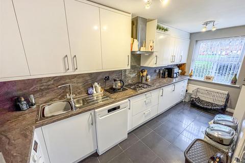 undefined, Siskin Close, Corby NN18