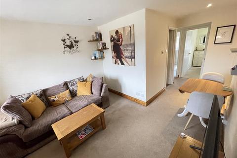 1 bedroom maisonette for sale, Avon Drive, Salisbury SP5