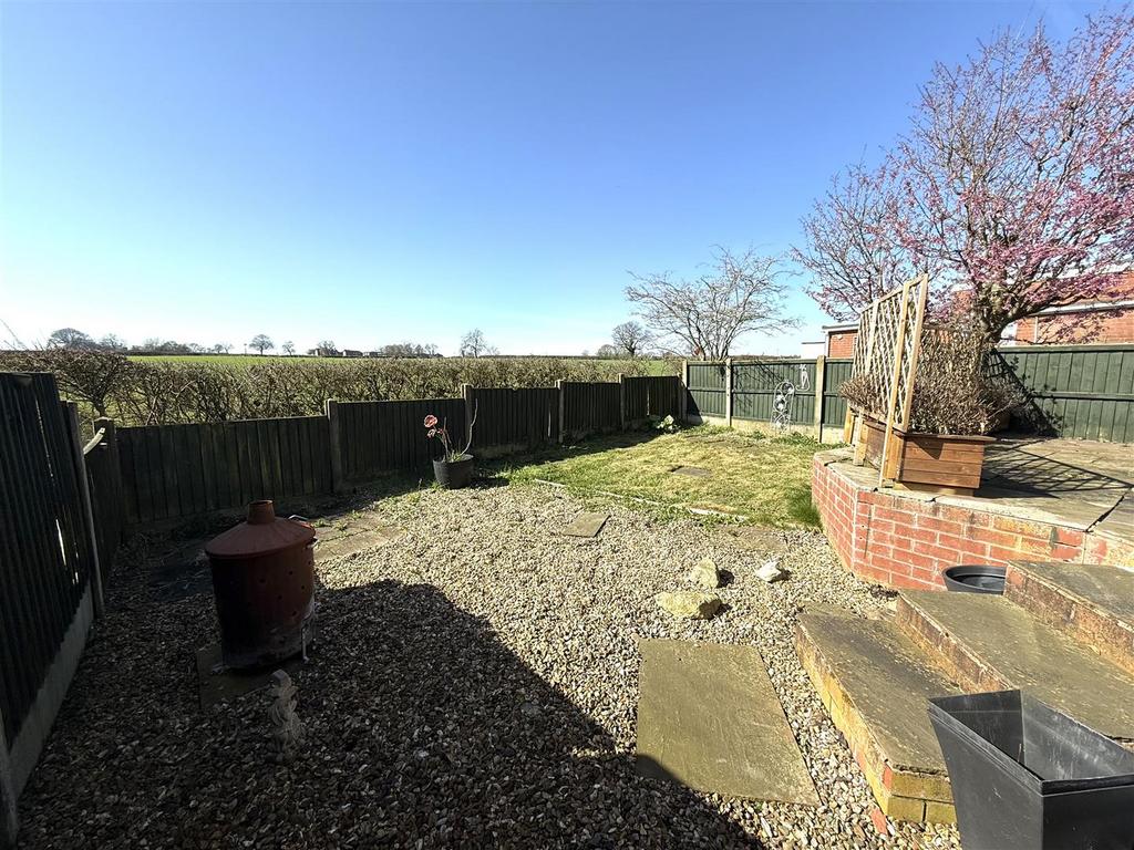 23 coombe rear 2.jpeg