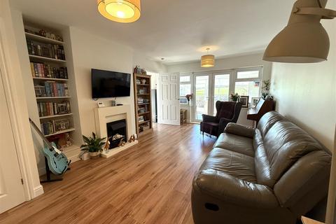 undefined, Coombe Park Road, Stone