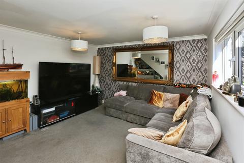 3 bedroom terraced house for sale, Coral Court, Gosport