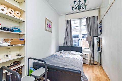 2 bedroom flat to rent, Bernard Street, London WC1N