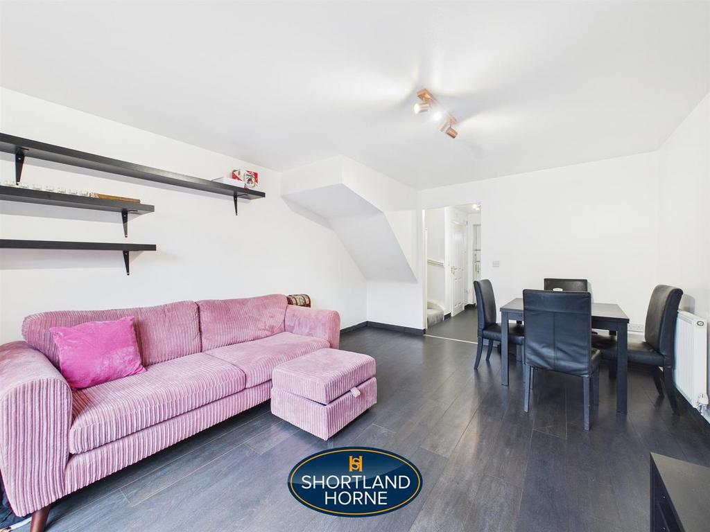 Living/dining room