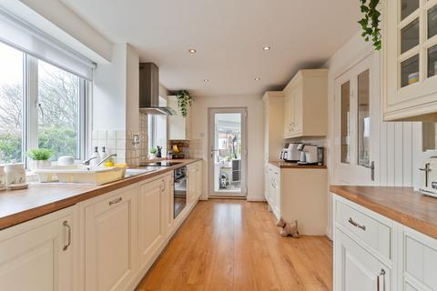 4 bedroom detached house for sale, Squires Gate, Rogerstone, NP10