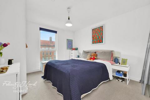2 bedroom flat for sale, 3 Dalston Lane, London