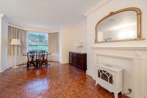 2 bedroom flat to rent, Belsize Park Gardens London NW3