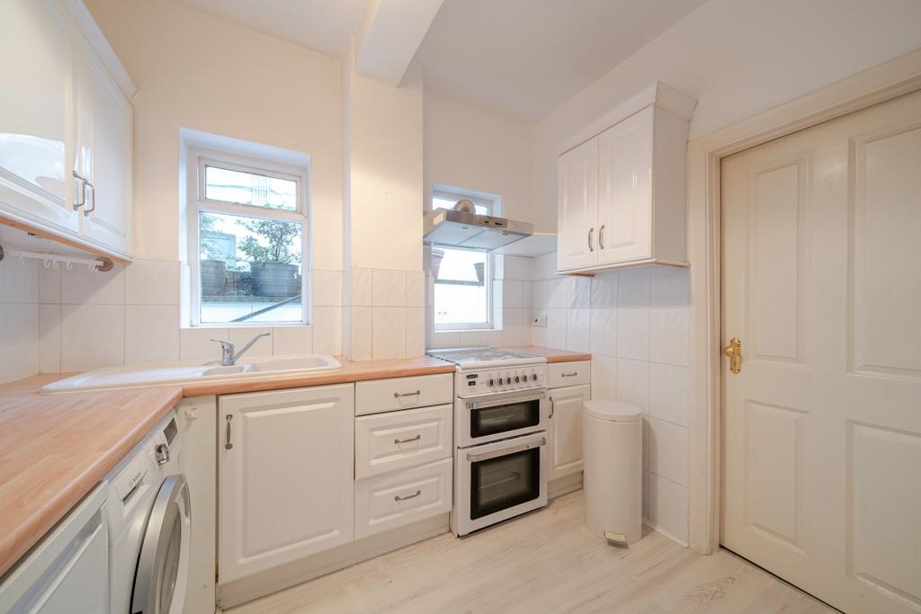 1400743 2 6966582...