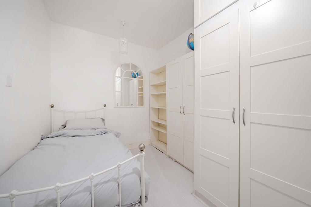 1400743 13 696658...