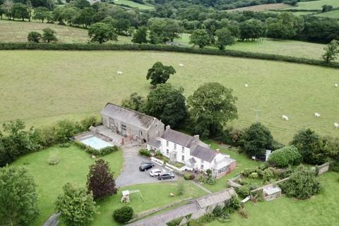 4 bedroom property with land for sale, Pentrefelin, Llandeilo, Carmarthenshire.