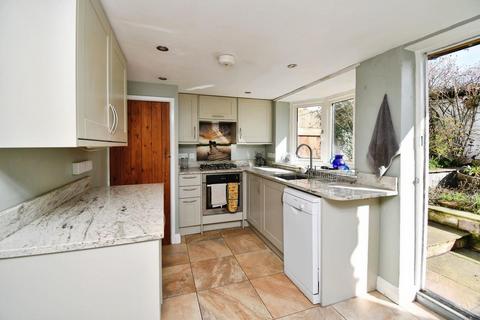 2 bedroom end of terrace house for sale, High Street, Harrogate