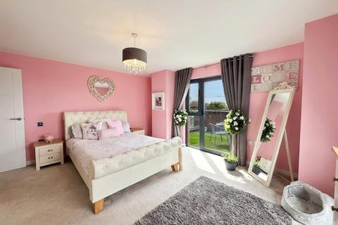 undefined, Victoria Avenue, Southend-on-Sea, Essex
