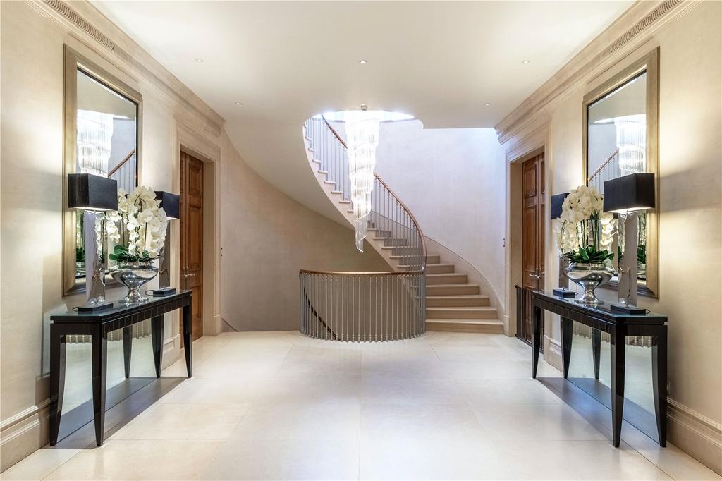 House in London - View 2