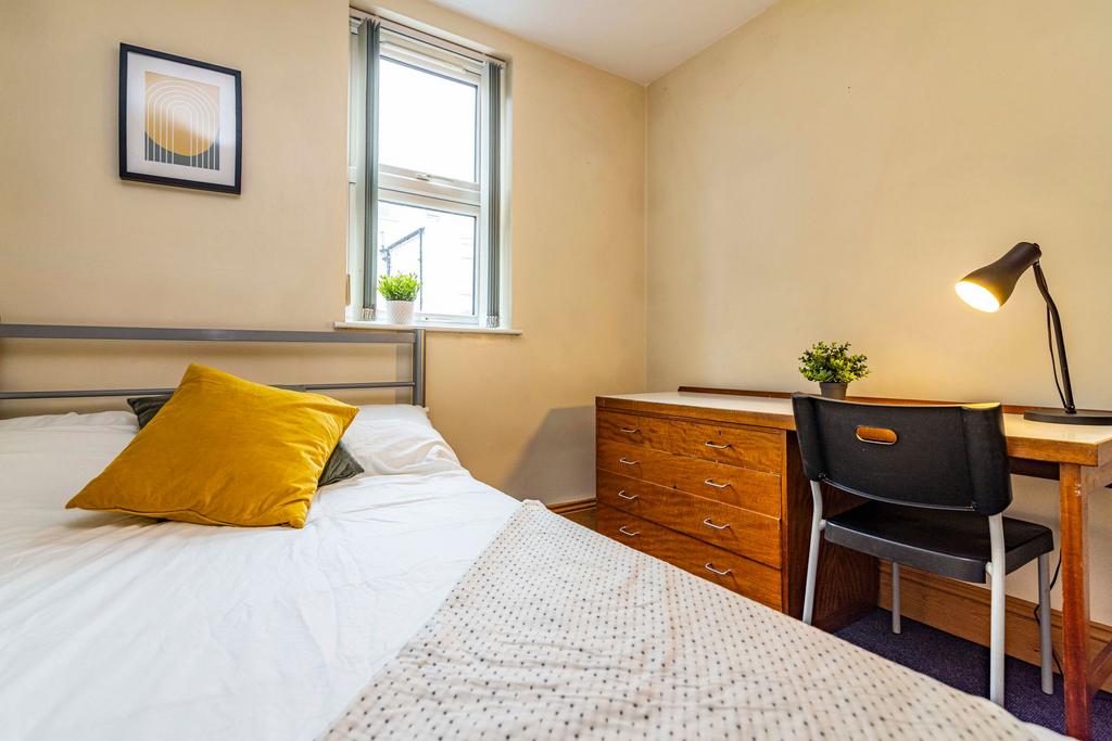 Bedroom 6