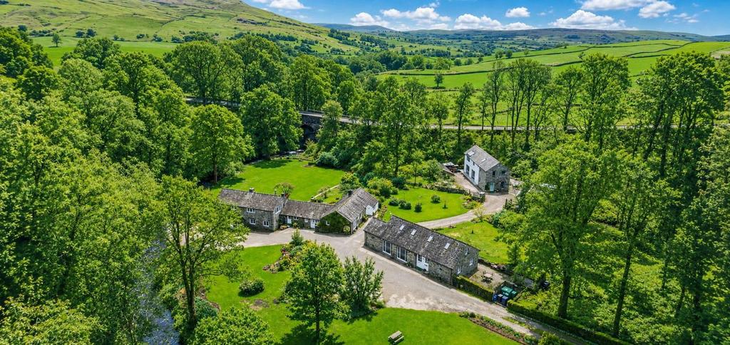 Kendal LA8 12 bed country house for sale - £1,600,000