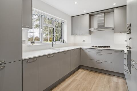 4 bedroom detached house for sale, The Binghams, Maidenhead