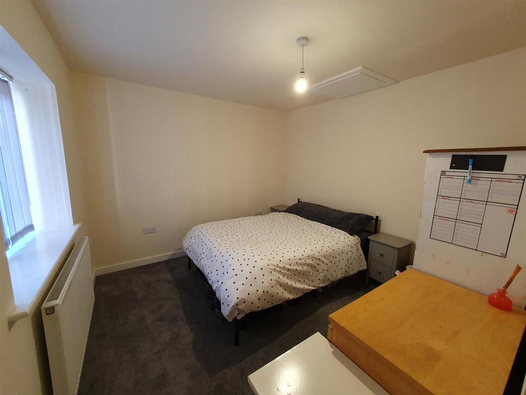 Bedroom.jpg