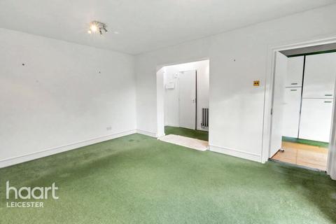 1 bedroom flat for sale, Hawthorne Drive, LEICESTER