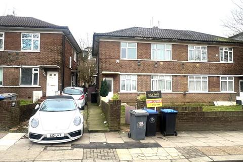 2 bedroom flat to rent, London NW10