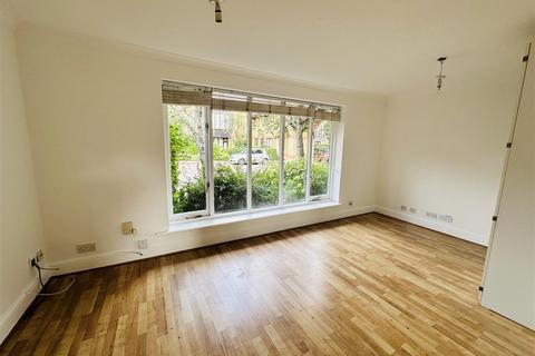 undefined, Lygean Avenue, Ware SG12