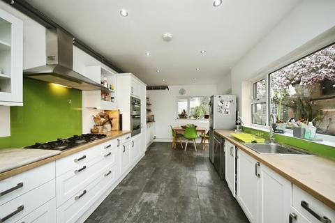 4 bedroom detached house for sale, Cheddon Road, Taunton
