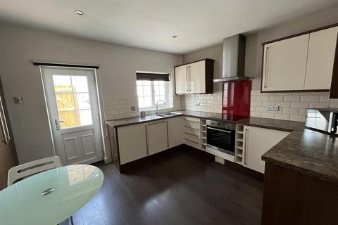 3 bedroom house to rent, Heyes Lane, Alderley Edge, Cheshire