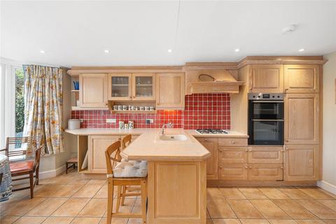 undefined, Daisy Lane, London, SW6