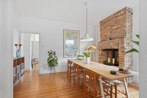 Benhill Road, Sutton, SM1
