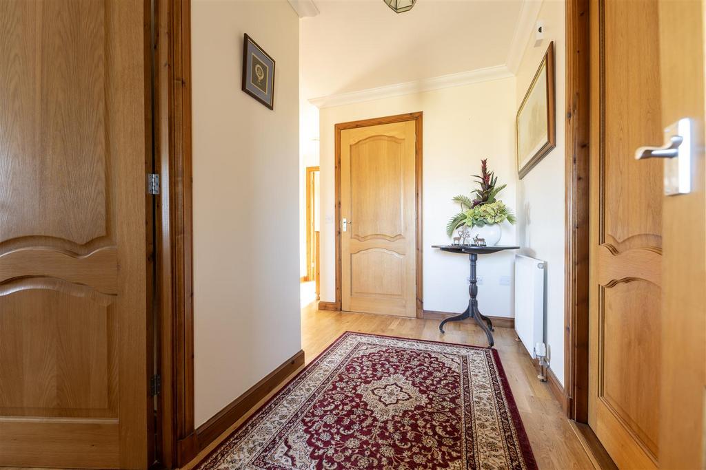 ENTRANCE.jpg