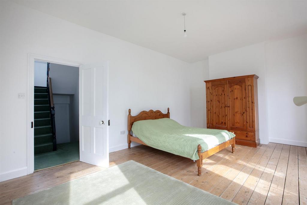 3 Y6 A3562.jpg