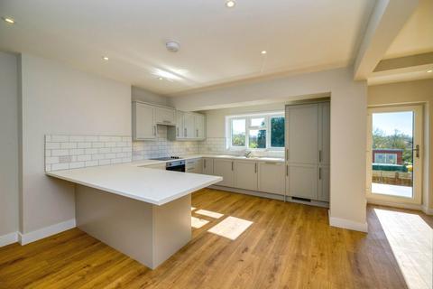 undefined, Henley Road, Reading RG4
