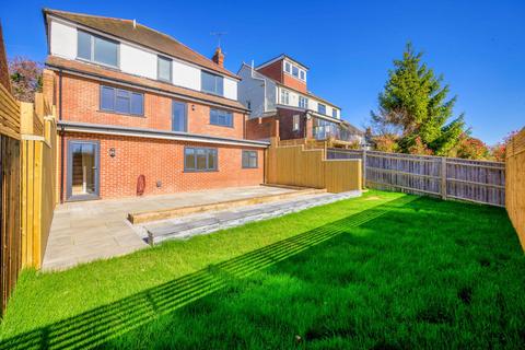 5 bedroom detached house for sale, Henley Road, Reading RG4