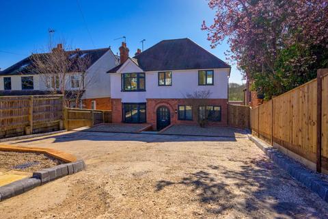 5 bedroom detached house for sale, Henley Road, Reading RG4