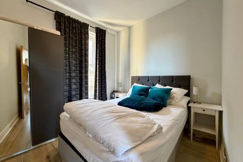 undefined, London SE5