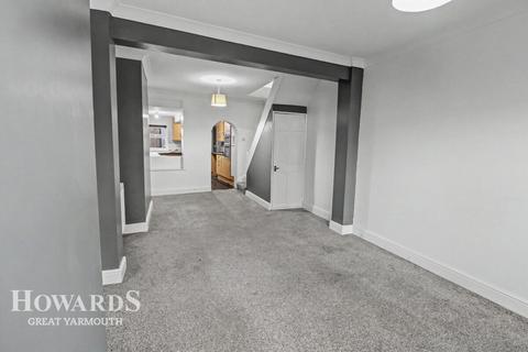 3 bedroom terraced house for sale, Cobholm Road, Great Yarmouth