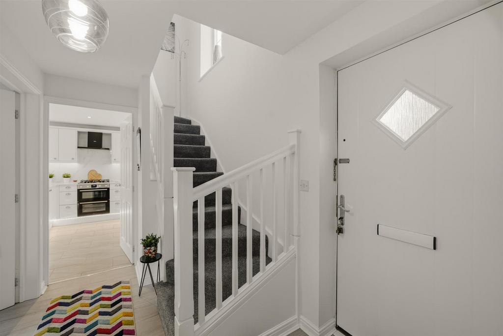 65 Blaen Bran Close-14.jpg