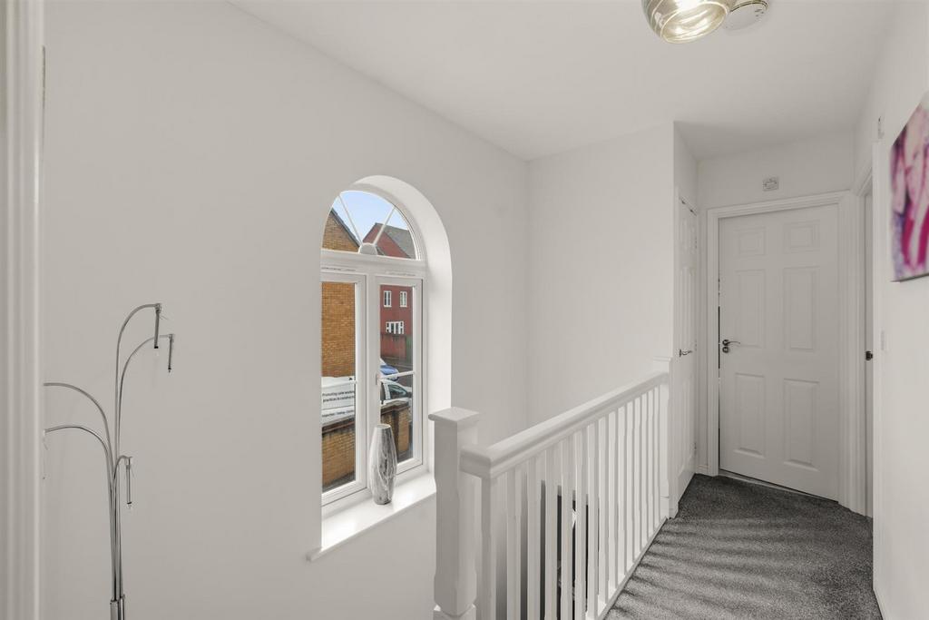 65 Blaen Bran Close-12.jpg